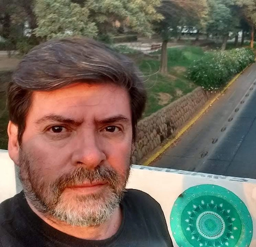 Foto de Patricio Medina, psicoterapeuta gestáltico.